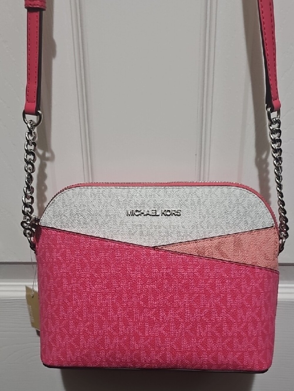 Michael Kors Pink & Cream Signature Crossbody - Picture 1 of 10